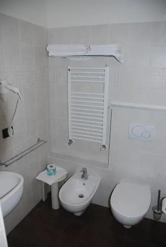 Primula Готель Алассіо