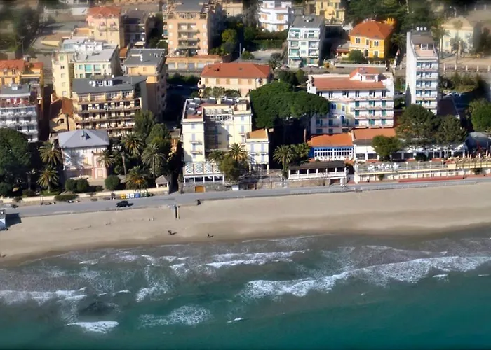 普利姆拉酒店 酒店 阿拉西奥