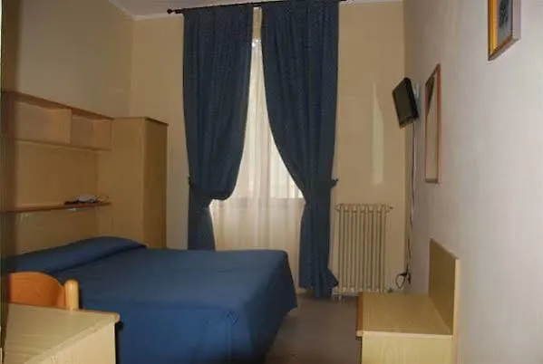 普利姆拉酒店 阿拉西奥